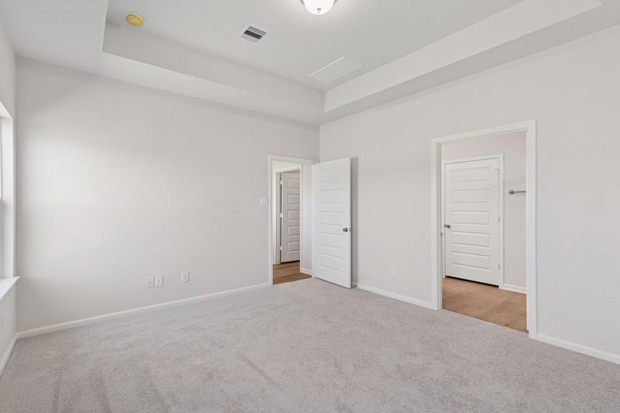 Sample floor plan image for illustration; upgrades, options, and colors may vary. Sample floor plan image for illustration; upgrades, options, and colors may vary.