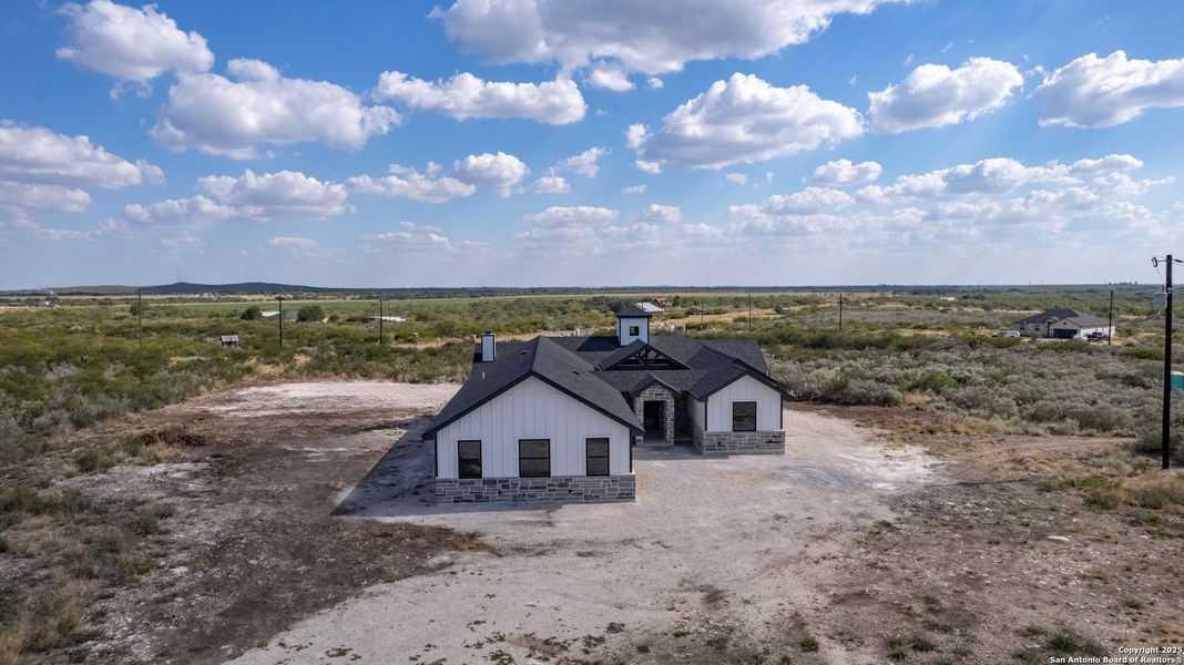 Image 35 of a home in .