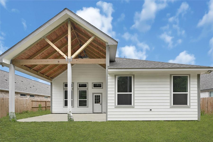 Exterior details and patio area of a home in , Anahuac (Image 4). Exterior details and patio area of a home in , Anahuac (Image 4).