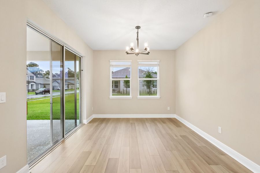 Spacious, unfurnished interior of a new home in Legends Preserve - Signature Series, Daytona Beach (Image 12).