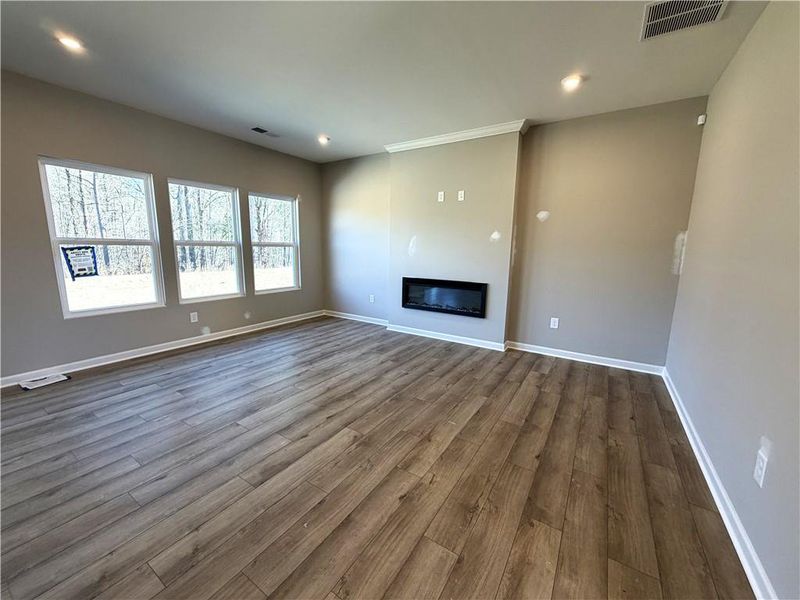 Spacious, unfurnished interior of a new home in Twin Lakes, Hoschton (Image 4).