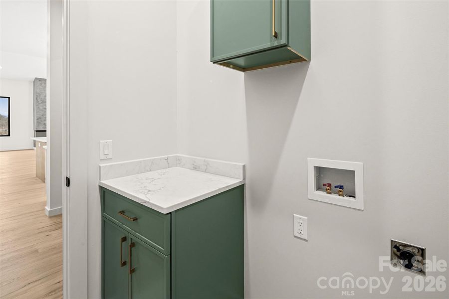 Image 43 of a home in .