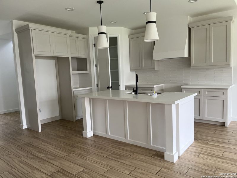 Furnished interior view inside a new home in , Laredo (Image 5). Furnished interior view inside a new home in , Laredo (Image 5).