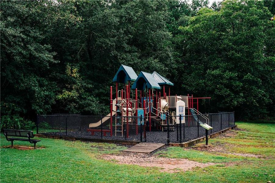 Image 132 of a home in Rosewood Lake Estates.