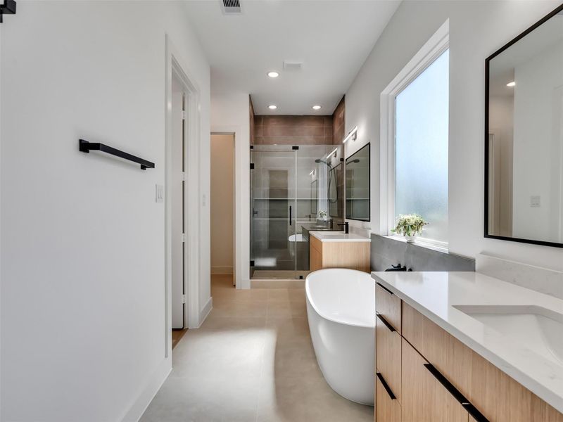 Furnished interior view inside a new home in , Houston (Image 15).