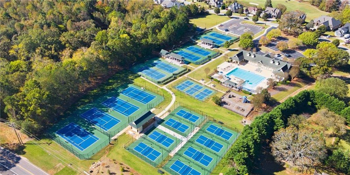 Community amenities in Traditions of Braselton, Jefferson (Image 26).