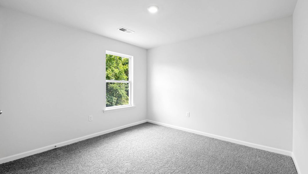 Spacious, unfurnished interior of a new home in Baxter Village, Boiling Springs (Image 25).