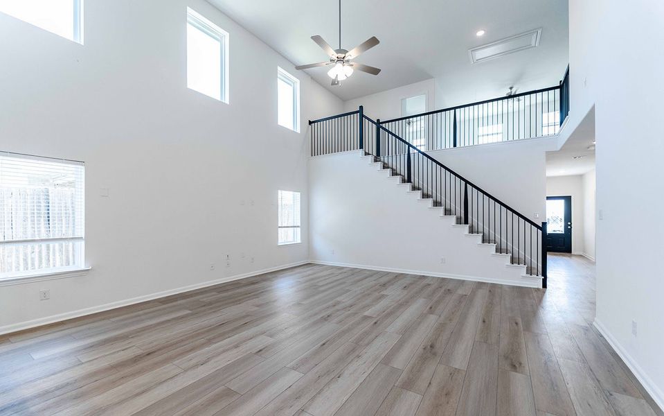 Spacious, unfurnished interior of a new home in Travis Ranch, Forney (Image 20). Spacious, unfurnished interior of a new home in Travis Ranch, Forney (Image 20).