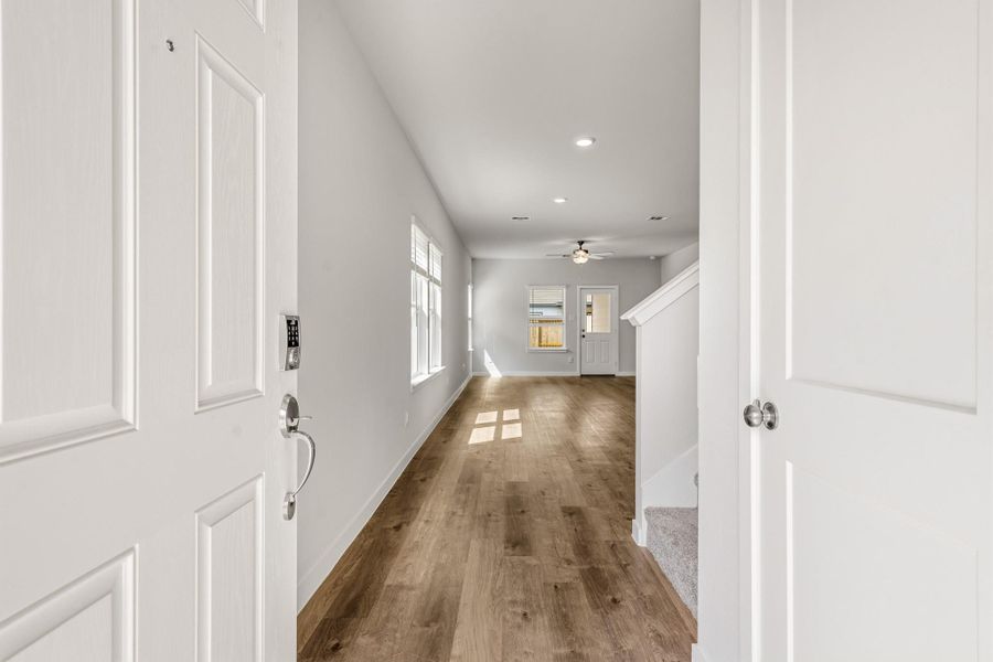 Spacious, unfurnished interior of a new home in Laurel Farms, Brookshire (Image 17).