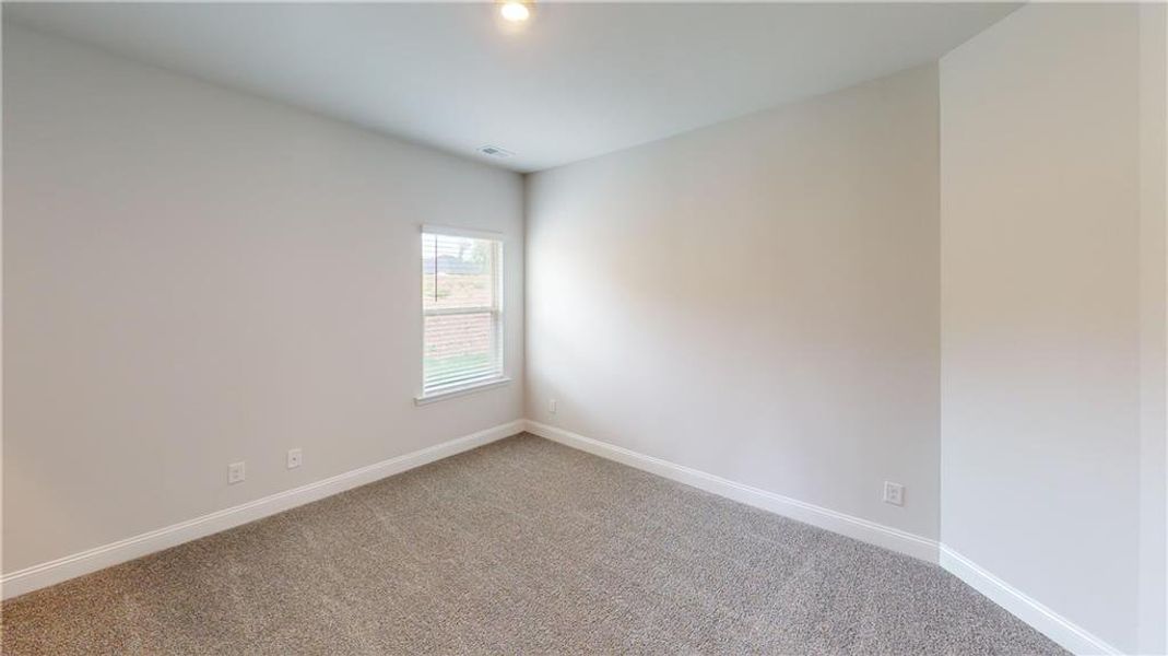 Spacious, unfurnished interior of a new home in , Griffin (Image 38).