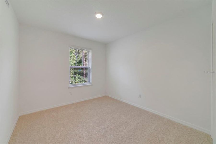 Spacious, unfurnished interior of a new home in Towns at Greenleaf, Oviedo (Image 10).