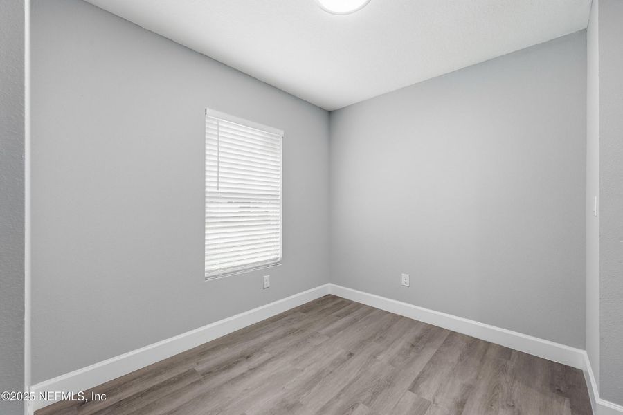 Spacious, unfurnished interior of a new home in , Jacksonville (Image 28).