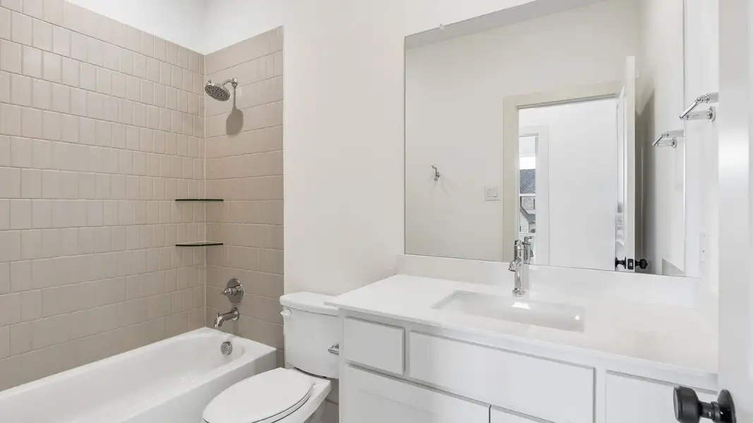 Representative furnished interior of a home built from the Colton by Southgate Homes in The Reserve at Watters, Allen (Image 16).