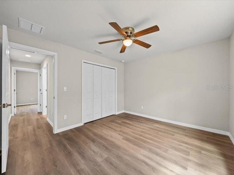 Spacious, unfurnished interior of a new home in , Ocala (Image 26).