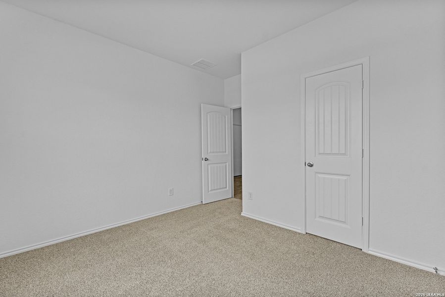 Spacious, unfurnished interior of a new home in Arroyo Ranch, Seguin (Image 26). Spacious, unfurnished interior of a new home in Arroyo Ranch, Seguin (Image 26).