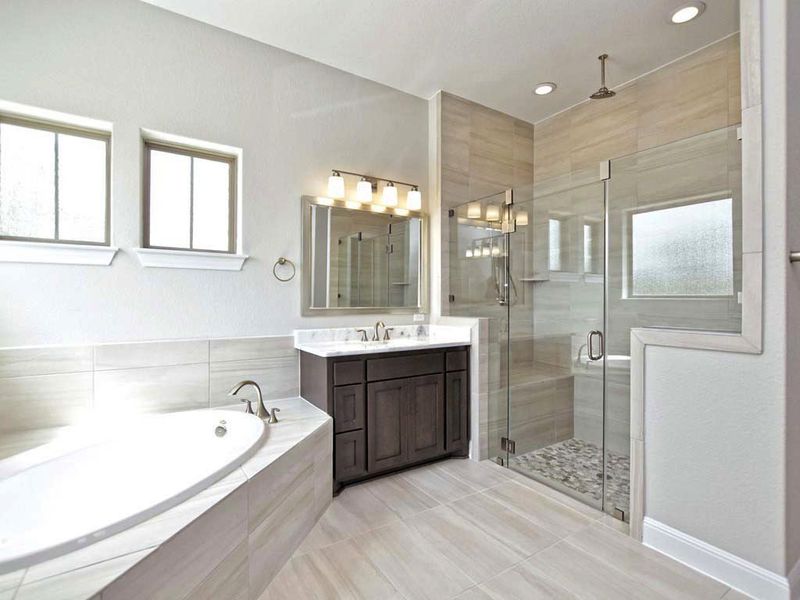 Representative furnished interior of a home built from the Siena II by Giddens Homes in Clearwater Ranch, Liberty Hill (Image 126).