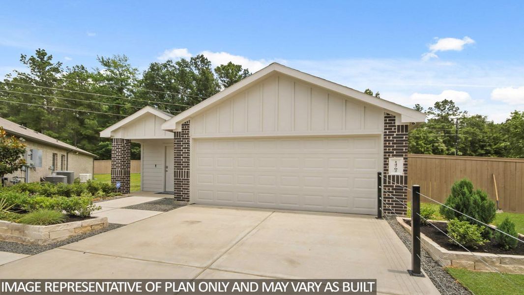 Representative exterior photo of a completed home built from the Plan by D.R. Horton in Lexington Heights, Willis, TX (Image 20).