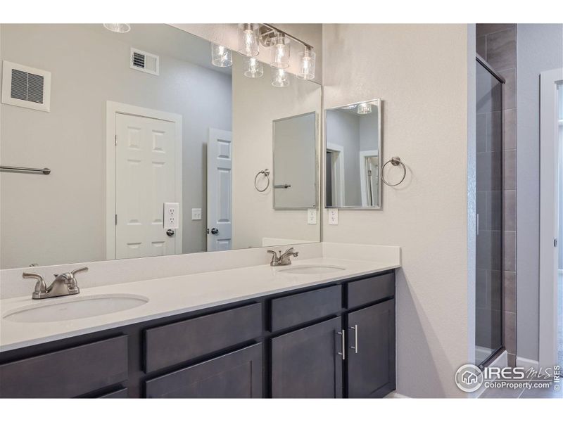 Furnished interior view inside a new home in , Longmont (Image 3).