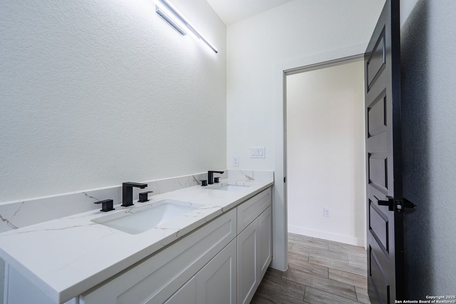 Furnished interior view inside a new home in , Natalia (Image 13).