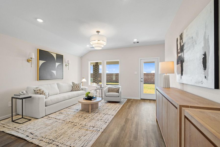 Furnished interior view inside a new home in River Ranch Meadows, Dayton (Image 7). Furnished interior view inside a new home in River Ranch Meadows, Dayton (Image 7).