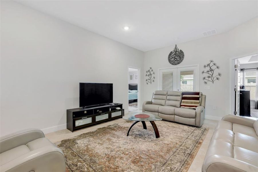 Furnished interior view inside a new home in Citrus Landing, Davenport (Image 25).