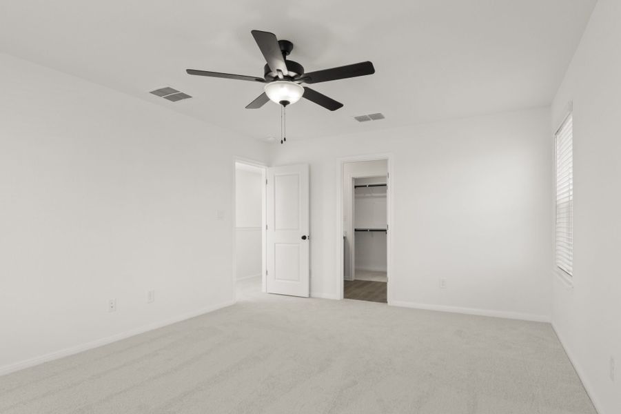Spacious, unfurnished interior of a new home in Trace, San Marcos (Image 47).