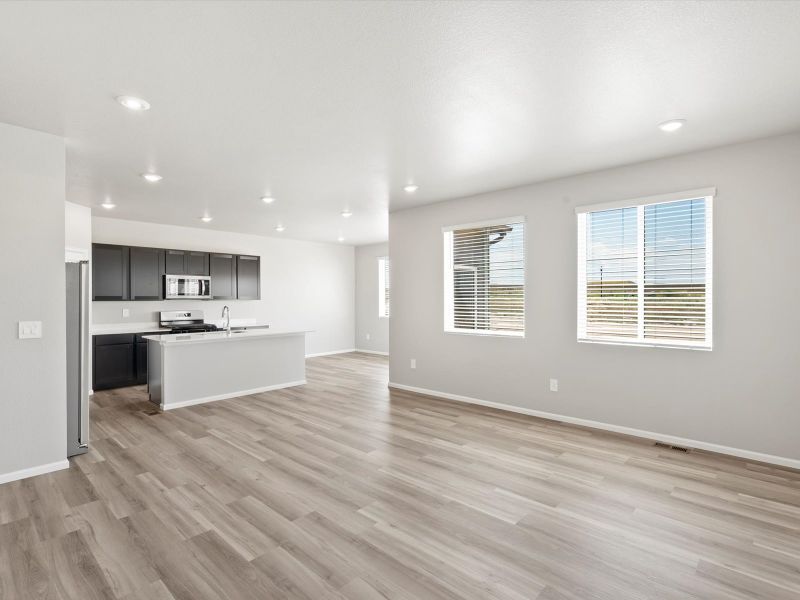 Spacious, unfurnished interior of a new home in Lake Bluff, Greeley (Image 6). Spacious, unfurnished interior of a new home in Lake Bluff, Greeley (Image 6).