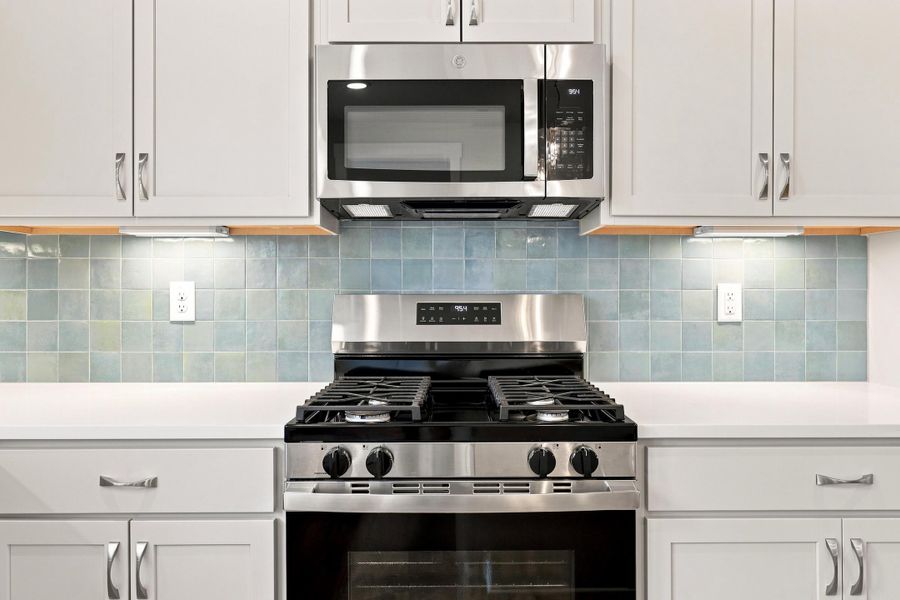 Close-up of interior finishes inside a home in Allen Park, Raleigh (Image 11).
