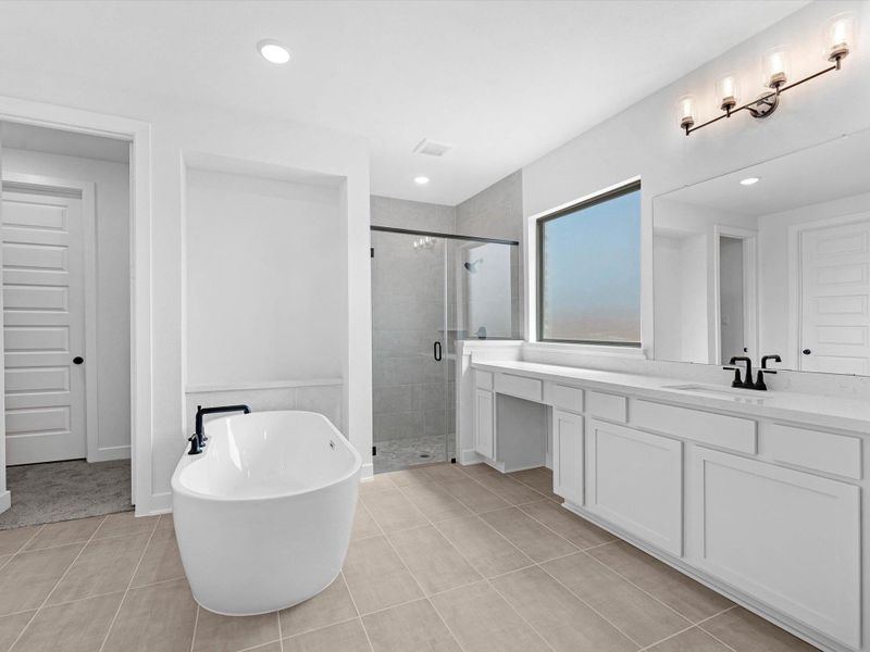 Representative image. Features, specifications, selections and colors may vary. Representative image. Features, specifications, selections and colors may vary.