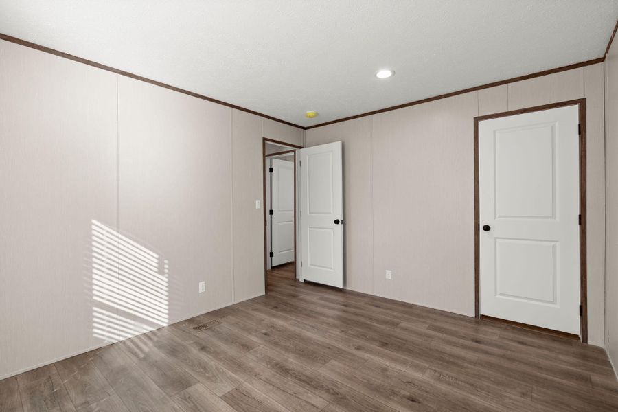 Spacious, unfurnished interior of a new home in , Cottageville (Image 22).