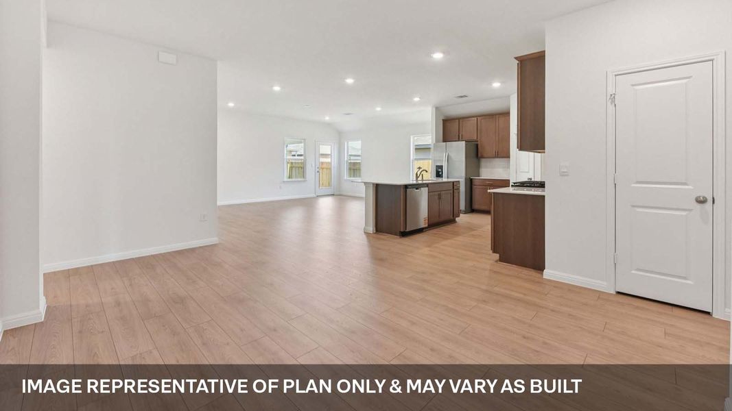 Image 39 representing the The Lakeway by D.R. Horton in Carillon, Manor, TX.