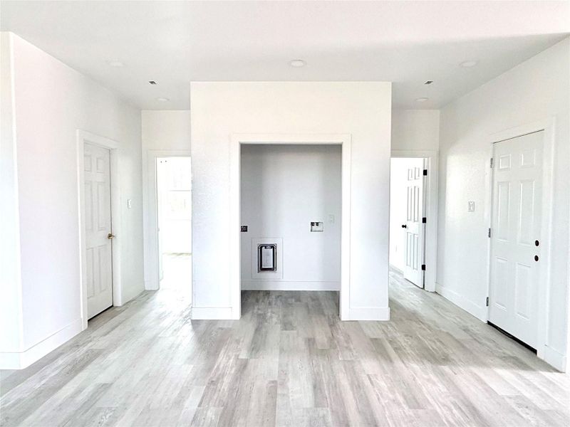 Spacious, unfurnished interior of a new home in , Cleveland (Image 18).