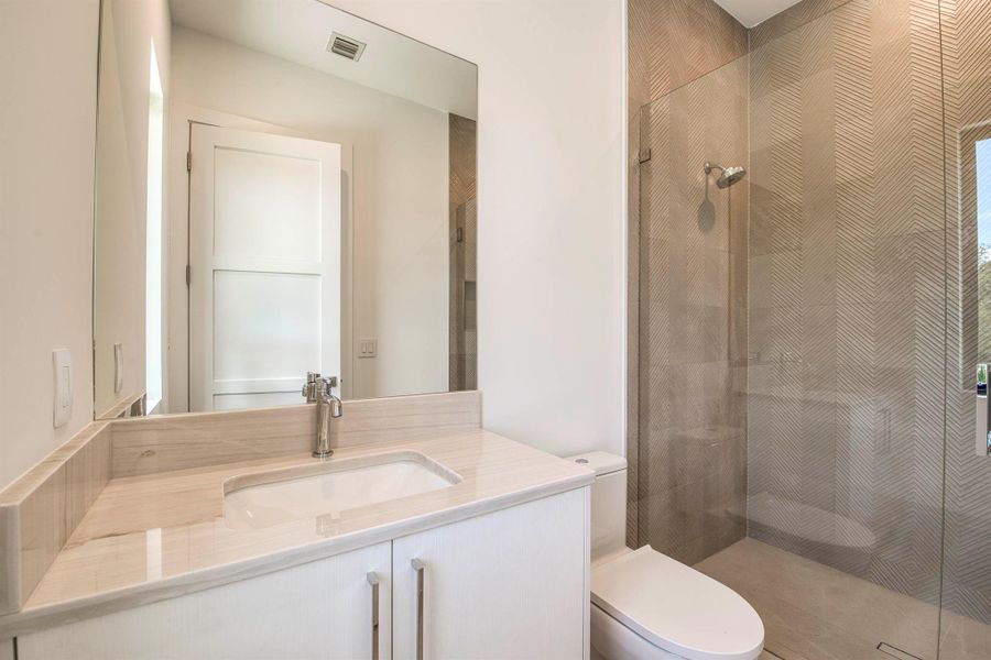 Furnished interior view inside a new home in , Palm Beach Gardens (Image 34).