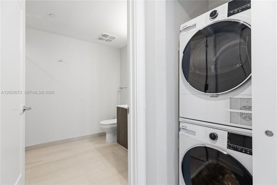 Furnished interior view inside a new home in , Miami (Image 7).