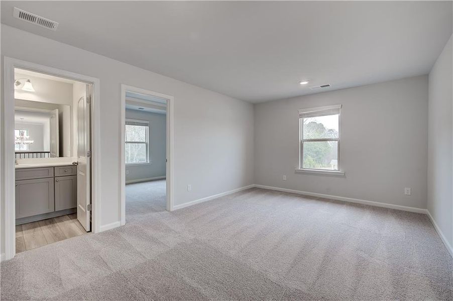 Spacious, unfurnished interior of a new home in Adagio, Dacula (Image 27).