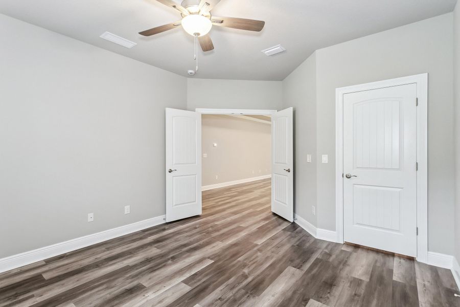 Representative unfurnished interior of a home built from the The Sapphire Estate by Herbst Homes in Walther Reserve, Milton (Image 30).