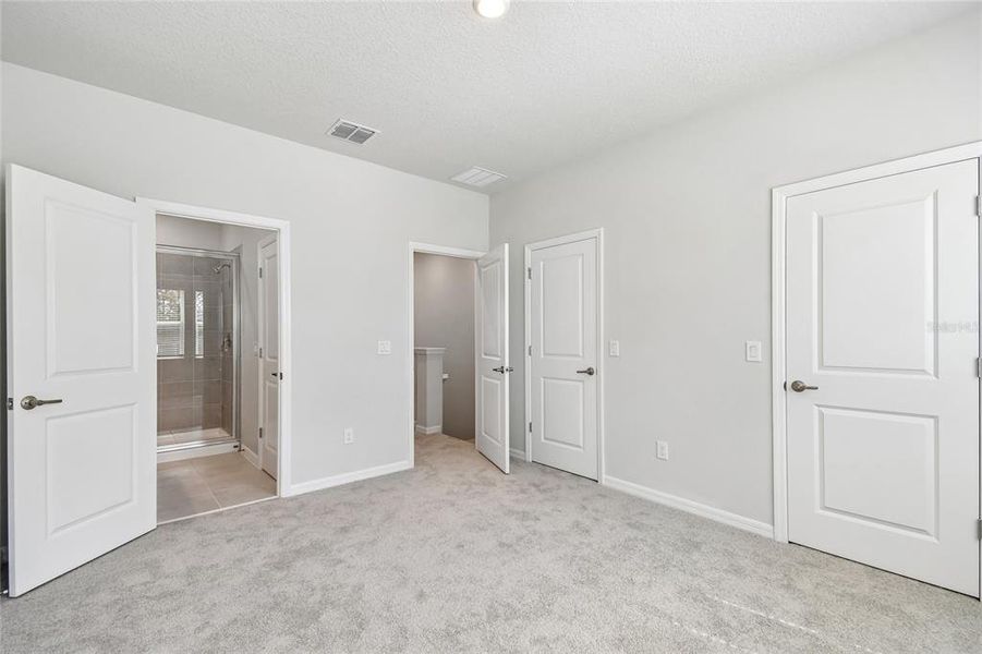 Spacious, unfurnished interior of a new home in Preserve at The Cays – The Driftwood Series, Daytona Beach (Image 23). Spacious, unfurnished interior of a new home in Preserve at The Cays – The Driftwood Series, Daytona Beach (Image 23).