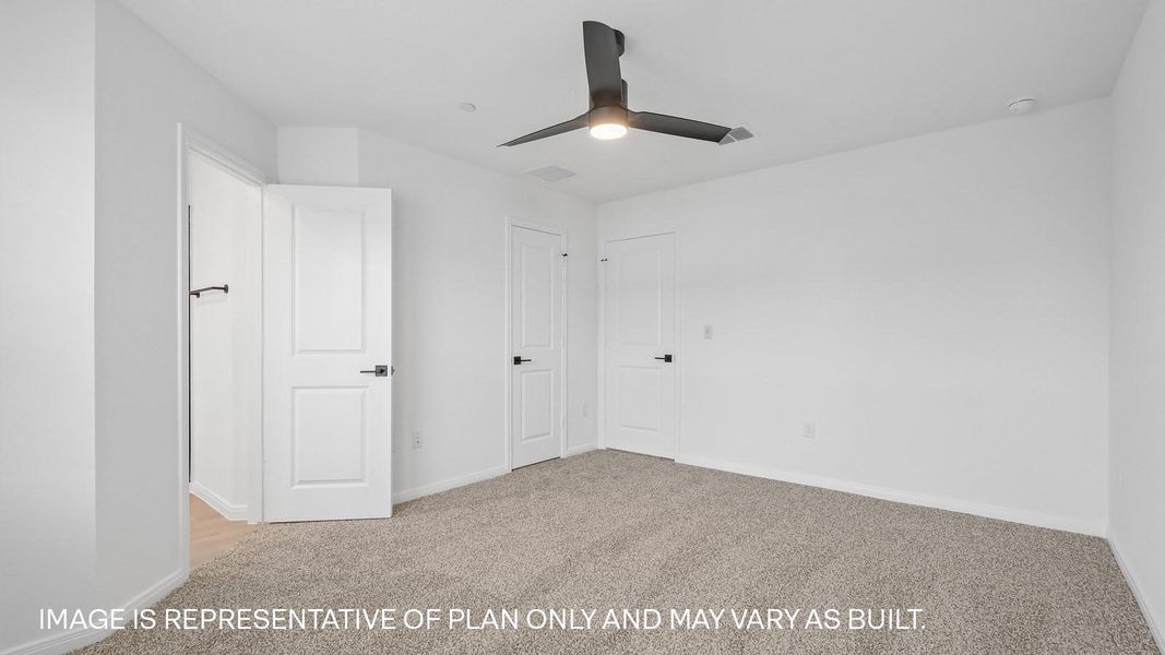Spacious, unfurnished interior of a new home in Avery Centre, Round Rock (Image 26).