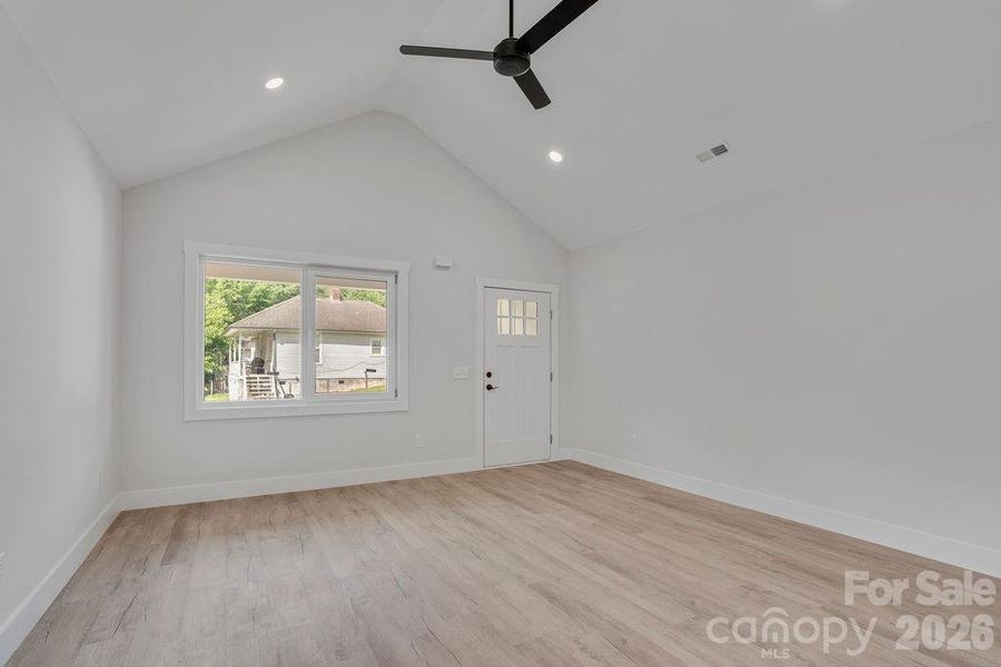Spacious, unfurnished interior of a new home in , Lincolnton (Image 27). Spacious, unfurnished interior of a new home in , Lincolnton (Image 27).