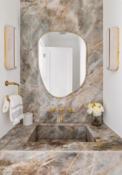 Furnished interior view inside a new home in , Dallas (Image 8). Furnished interior view inside a new home in , Dallas (Image 8).