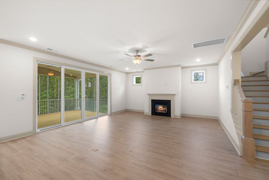 Representative unfurnished interior of a home built from the The Hampton by RobuckHomes in Baylee Ridge, Selma (Image 177).