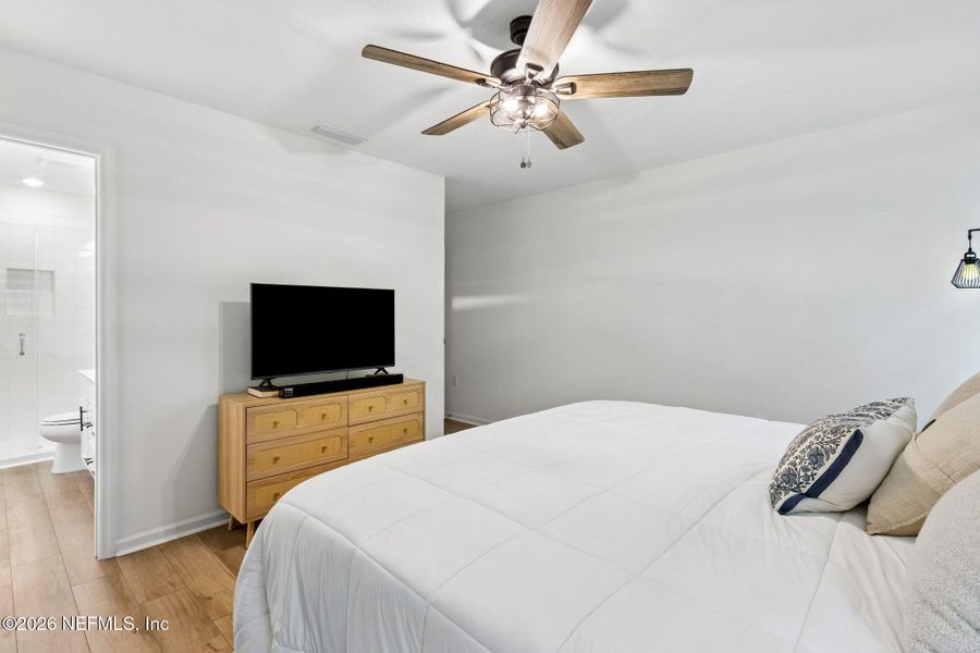 Furnished interior view inside a new home in , Green Cove Springs (Image 7).