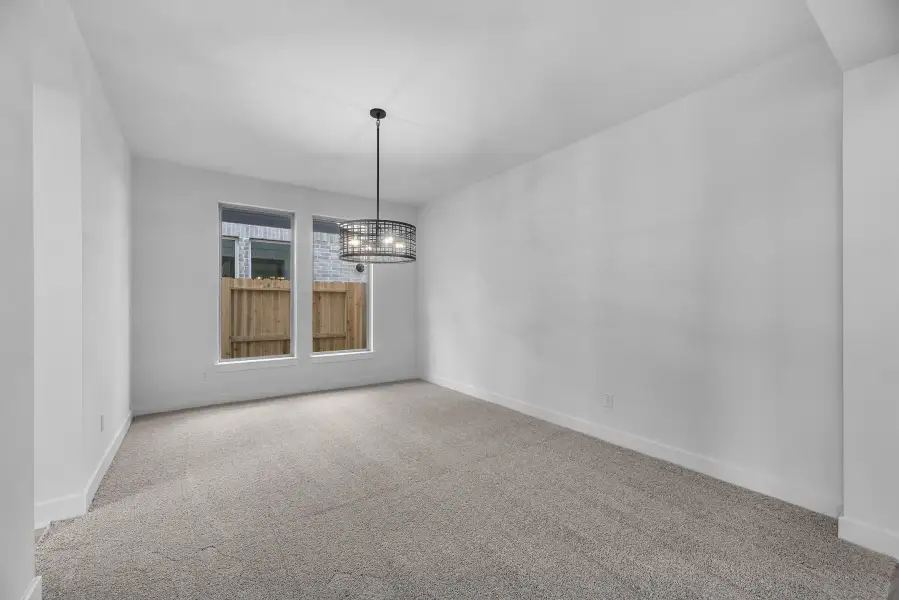 Spacious, unfurnished interior of a new home in Sienna, Missouri City (Image 12).