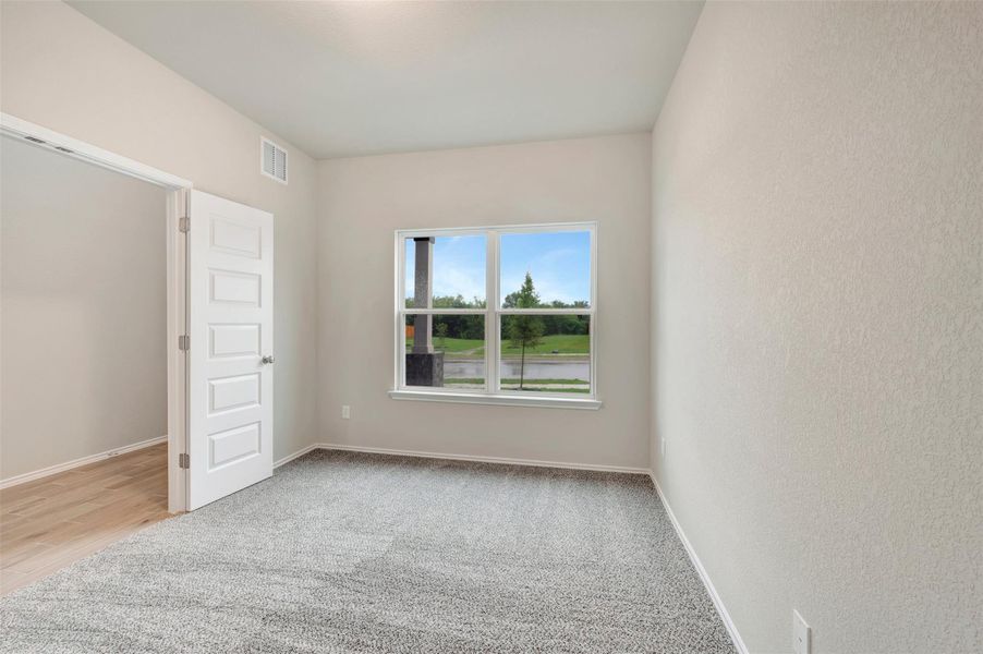 Spacious, unfurnished interior of a new home in Carillon, Manor (Image 15). Spacious, unfurnished interior of a new home in Carillon, Manor (Image 15).