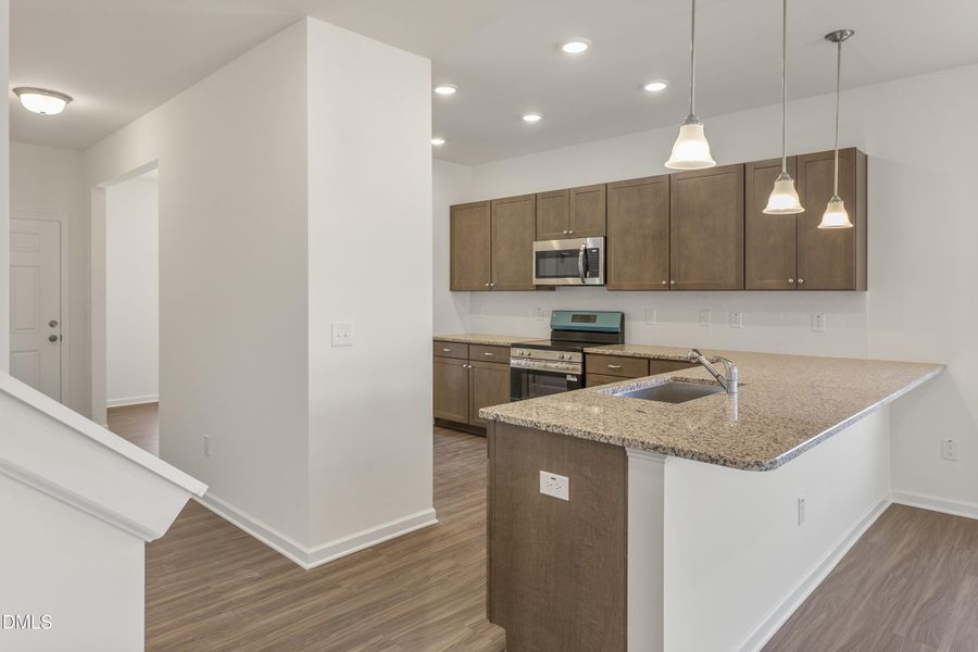 Spacious Counterspace