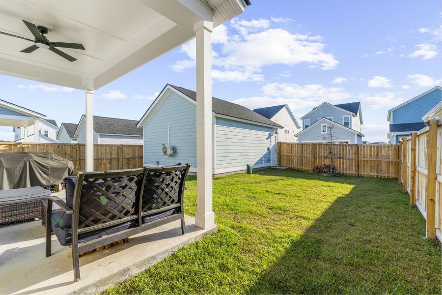 Exterior details and patio area of a home in Carnes Crossroads, Summerville (Image 2).