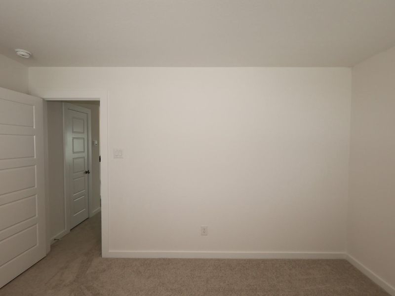 Spacious, unfurnished interior of a new home in Summerview, Fulshear (Image 11).