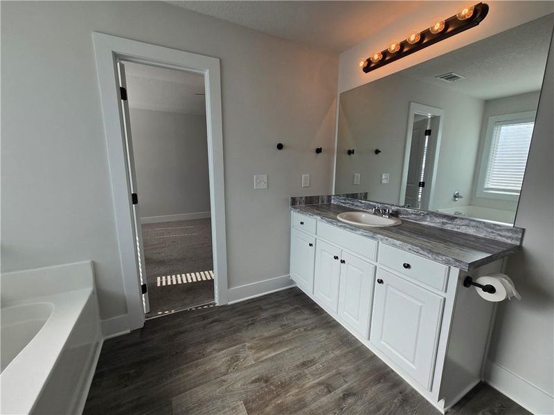 Furnished interior view inside a new home in , Hartwell (Image 5).