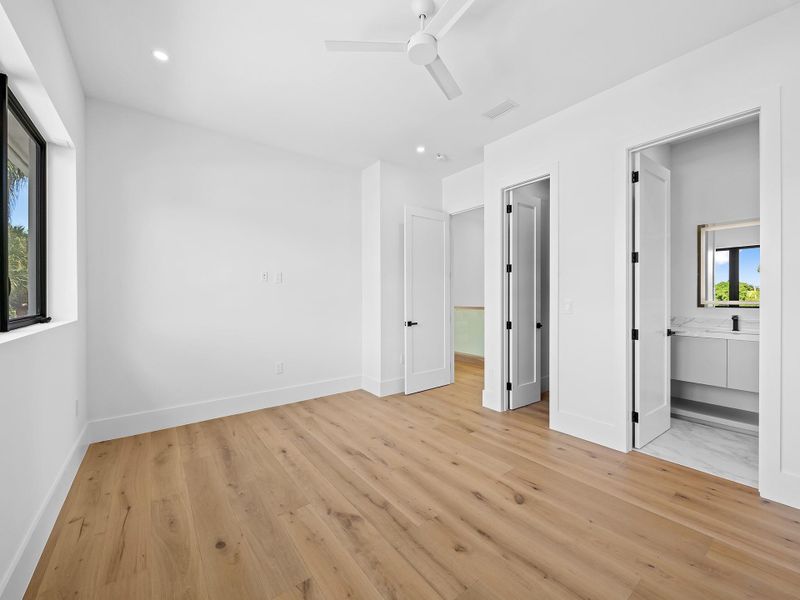 Spacious, unfurnished interior of a new home in , Fort Lauderdale (Image 21). Spacious, unfurnished interior of a new home in , Fort Lauderdale (Image 21).