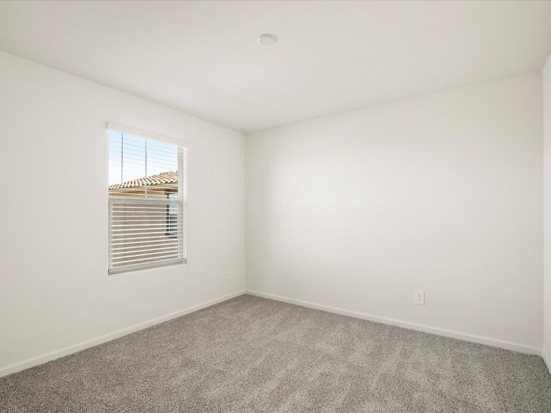 Spacious, unfurnished interior of a new home in Alamar at Rocking K, Tucson (Image 17).